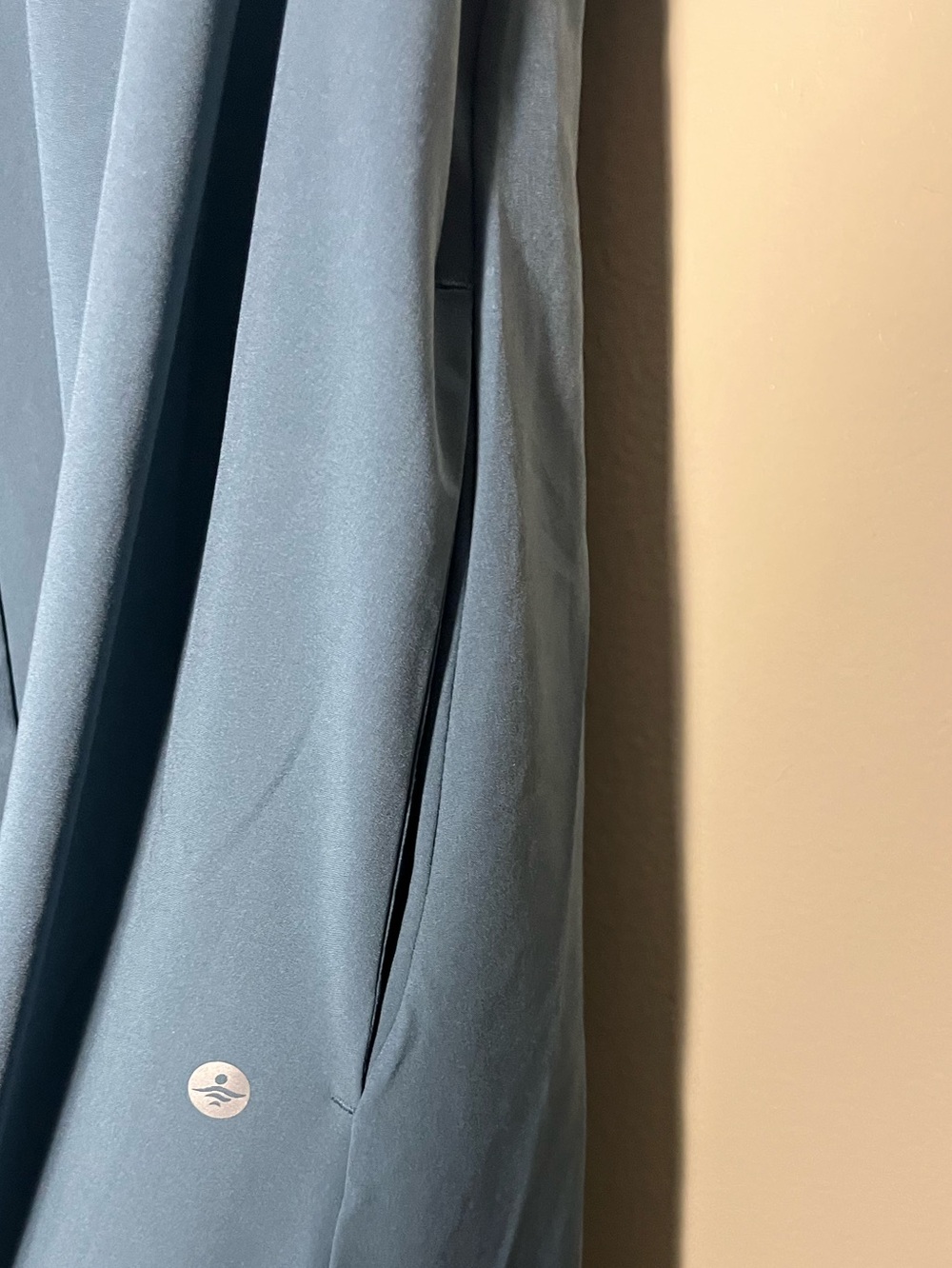 NWT HALARA Breezeful Racerback Pocket High-Low Flowy MIDI Sport Dress Stone Blue - Picture 4 of 11
